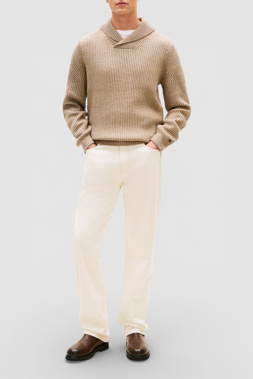 תמונת כל הלוק של סריג פולו